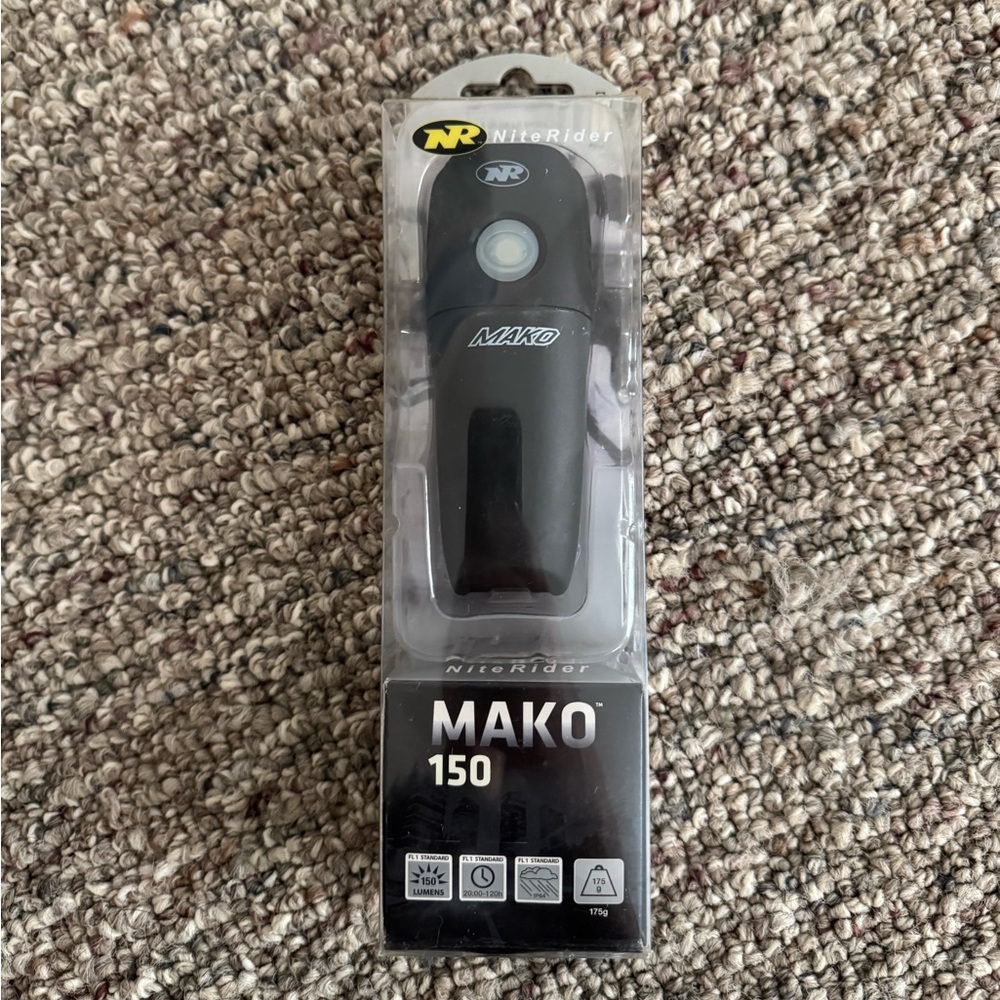 Mako 150 Black Outdoor Game Light